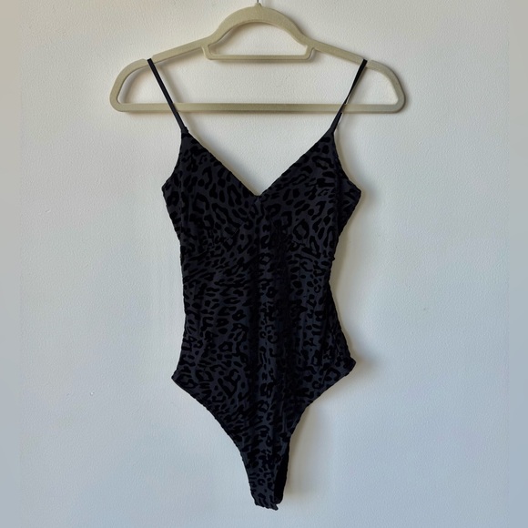 Lulu's Black Leopard Print Bodysuit - Picture 1 of 6